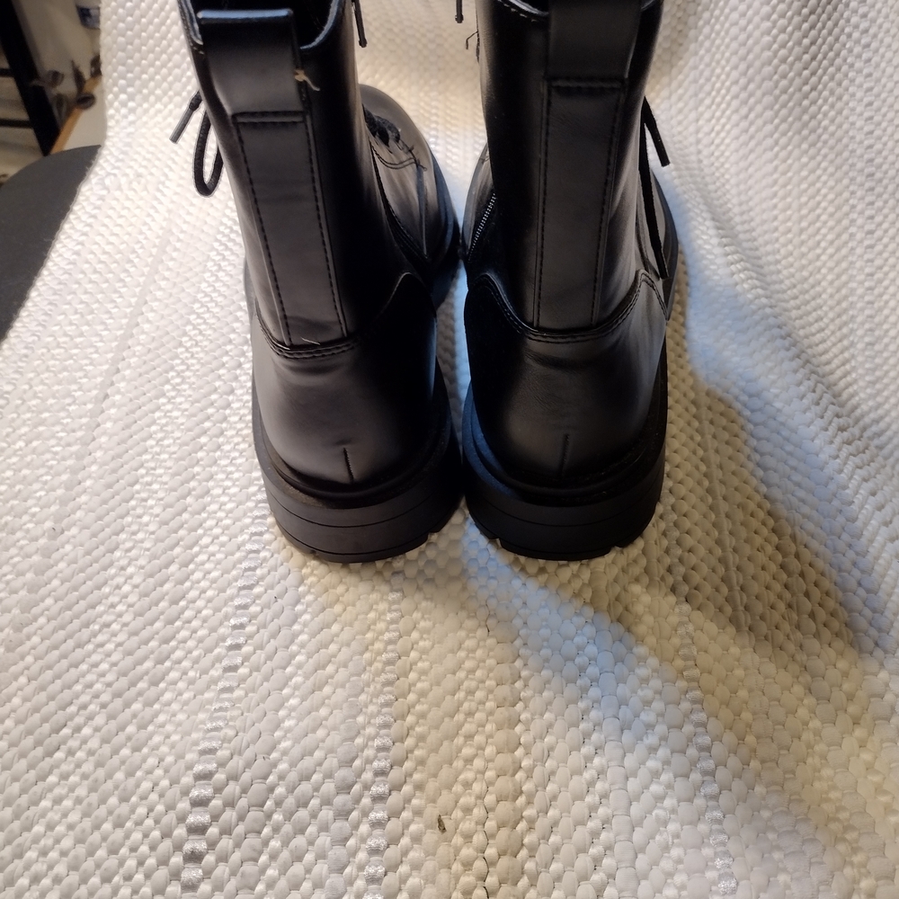 No Boundaries Black Combat Boots for Women - Picture 5 of 9